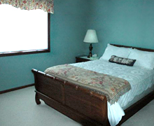 Bedroom with Queen Bed